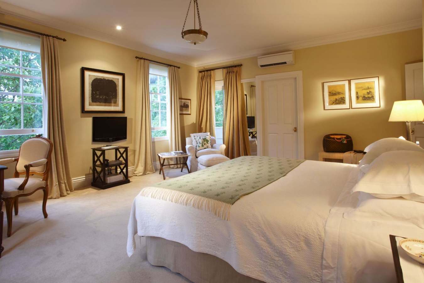 House Bedroom Suite - Edenhouse