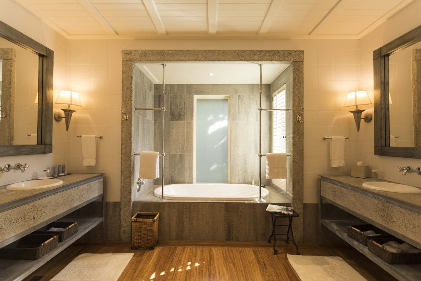 Deluxe Suite Bathroom - Kauri Cliffs