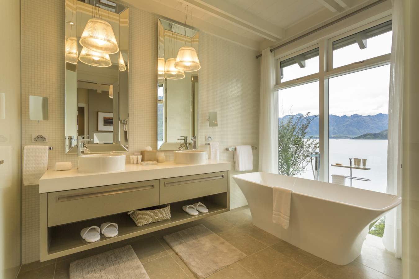 Owners Cottage Master Bathroom - Matakauri Lodge