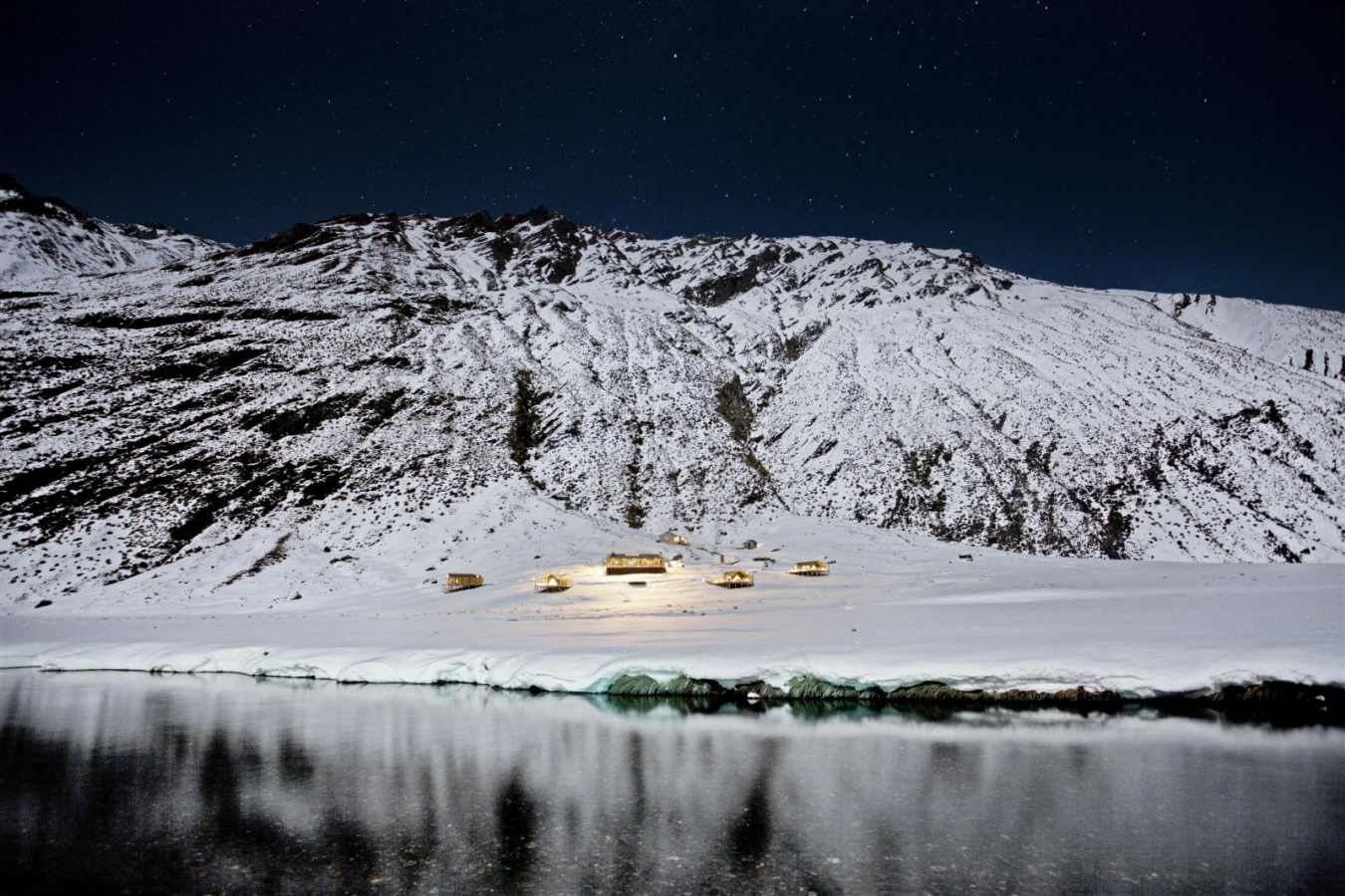 By night - Minaret Station
