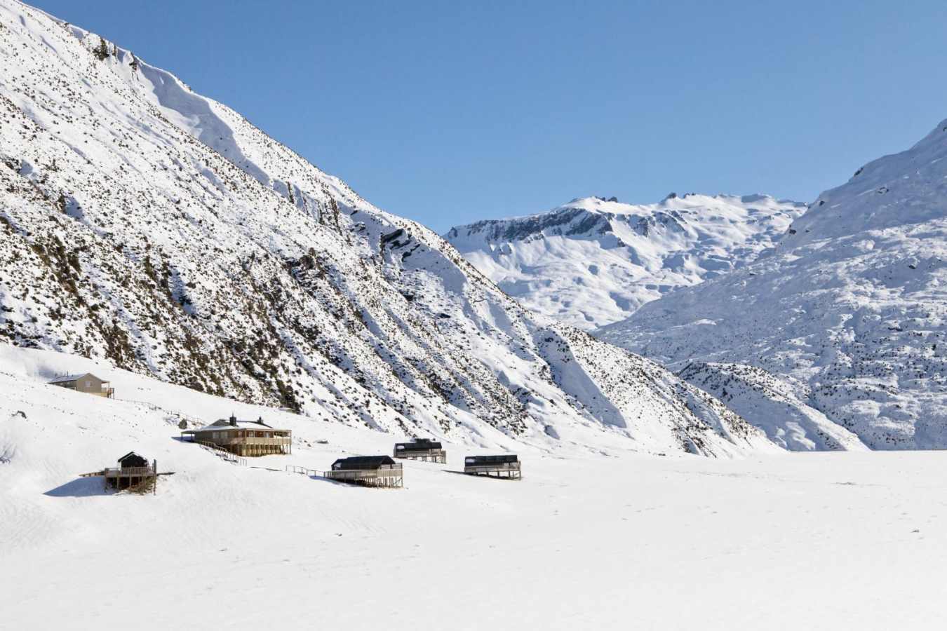 In snow - Minaret Station