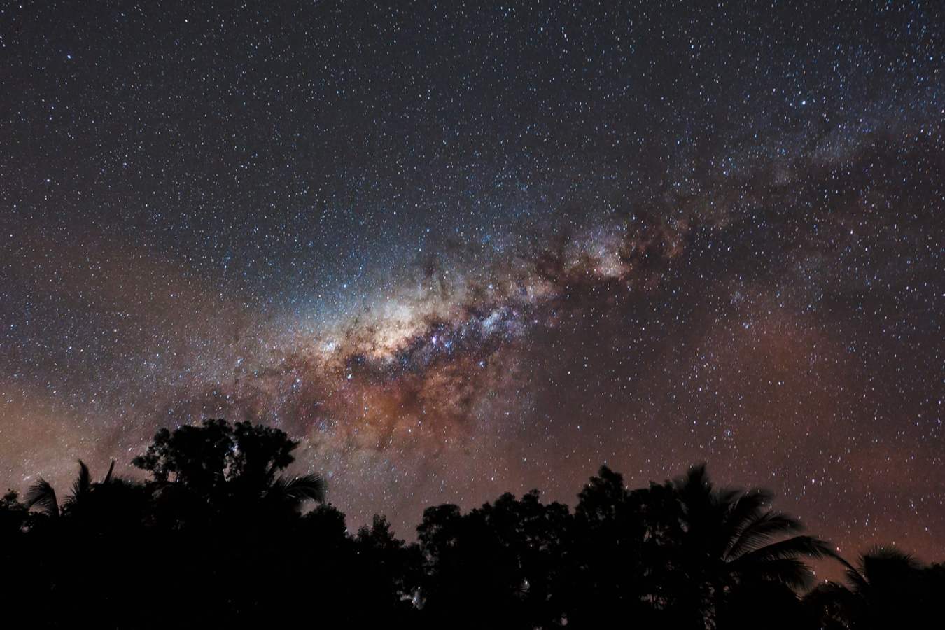 Stargazing - Mt Cook Lakeside Retreat