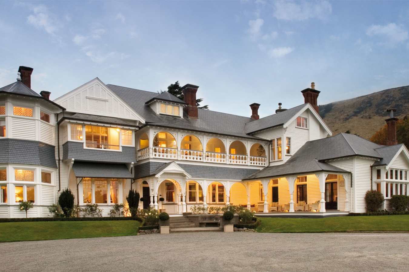 Lodge at dusk - Otahuna Lodge