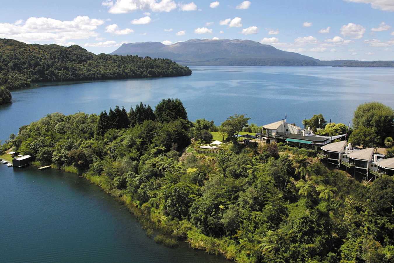 Lake Tarawera - Solitaire Lodge