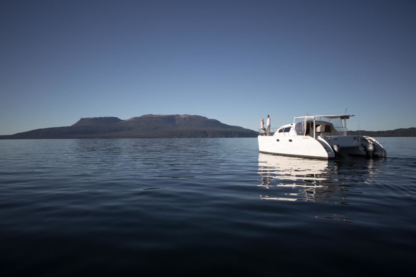 Catamaran Excursion - Solitaire Lodge