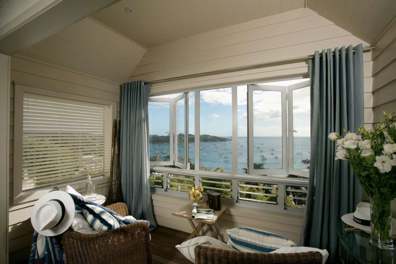 Bridge Suite - The Boatshed