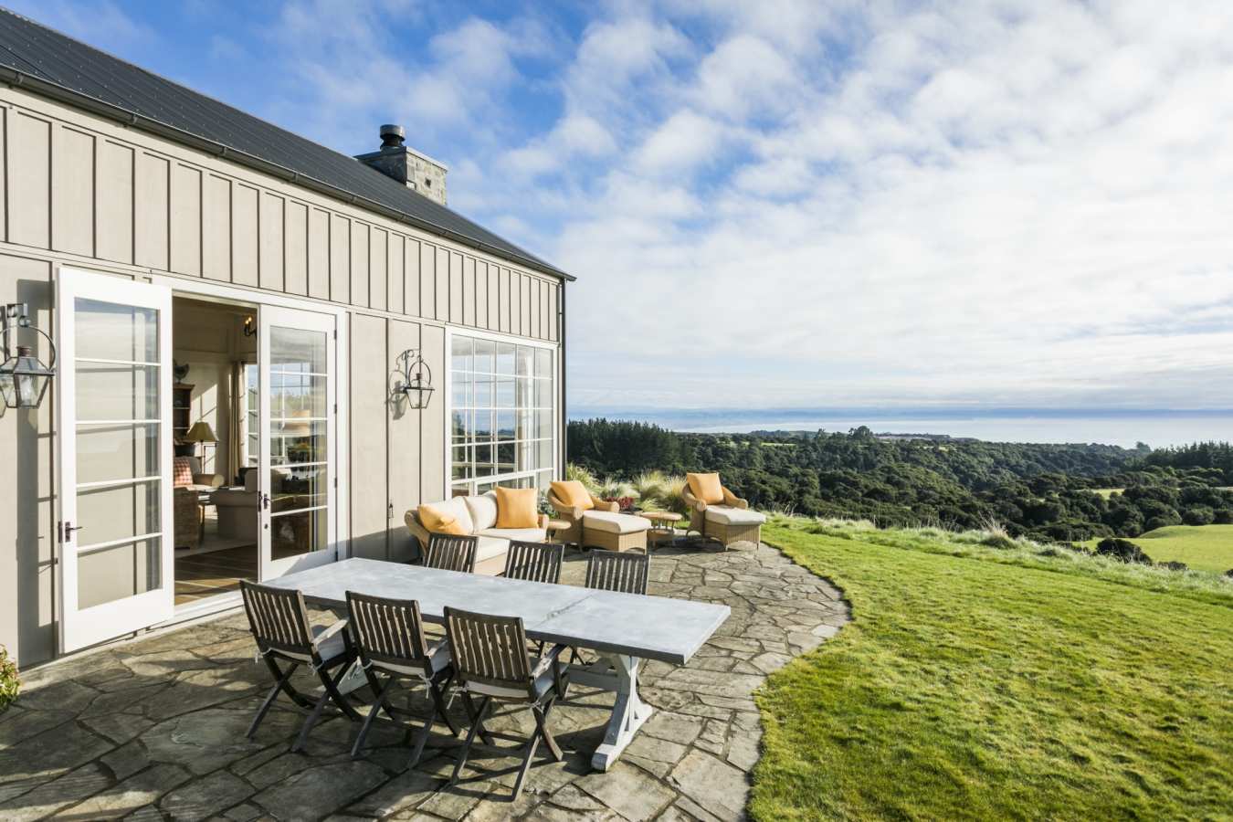 Owners Cottage Terrace - The Farm at Cape Kidnappe