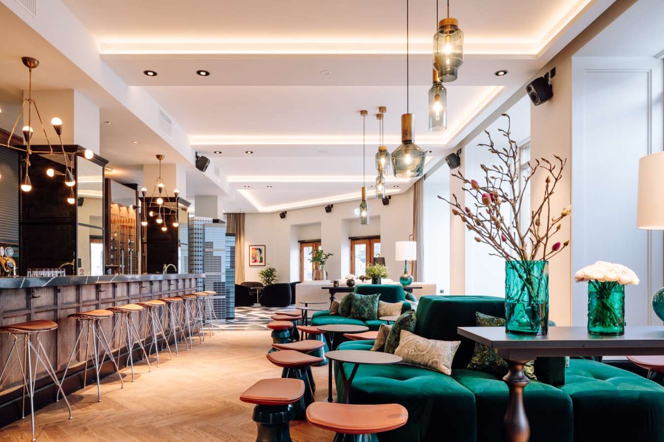 Pier 42 cocktail bar 