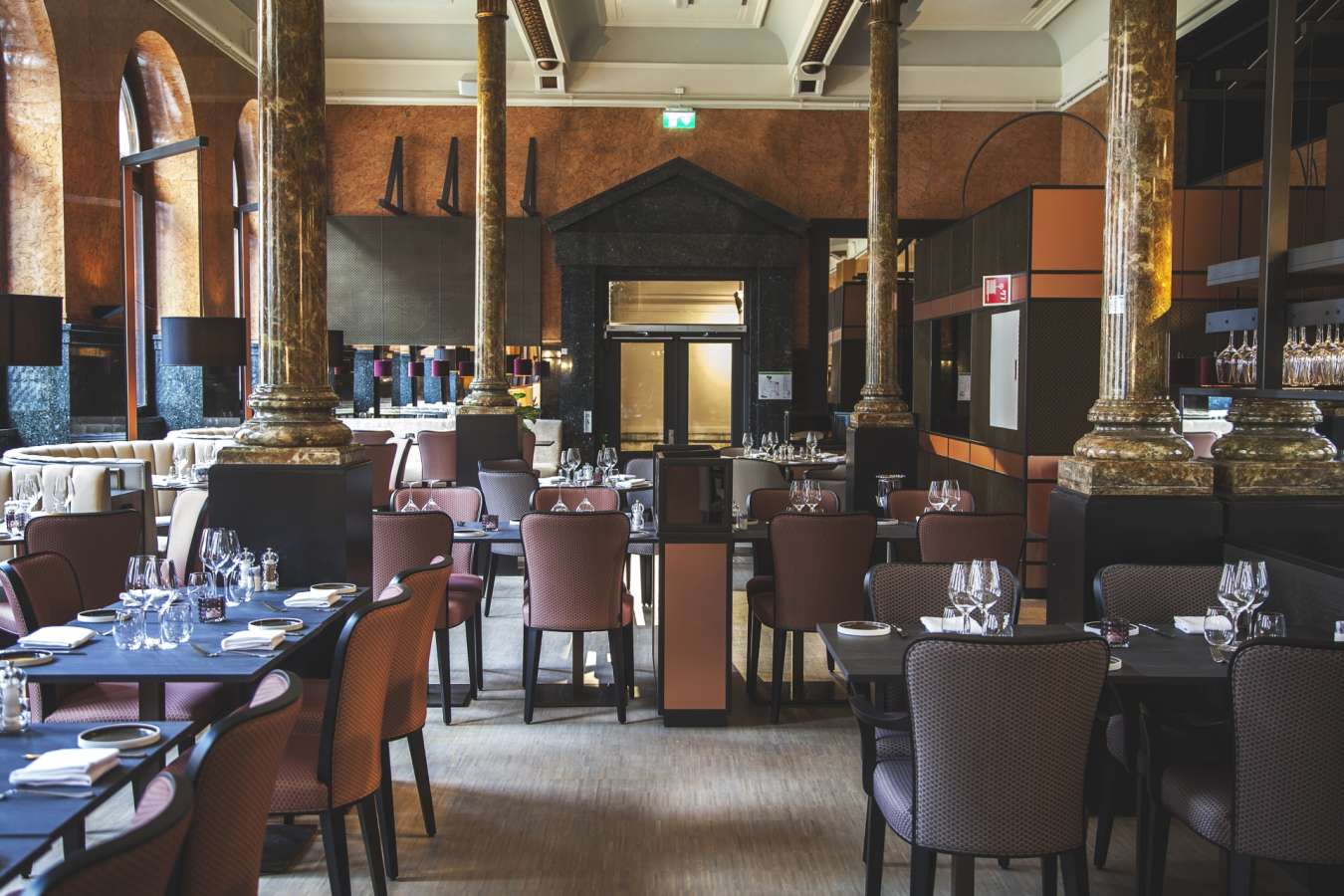 Hotel restaurant