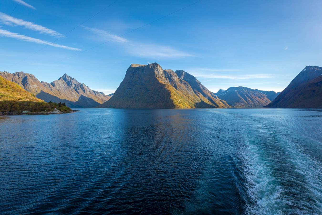 Hjorundfjord