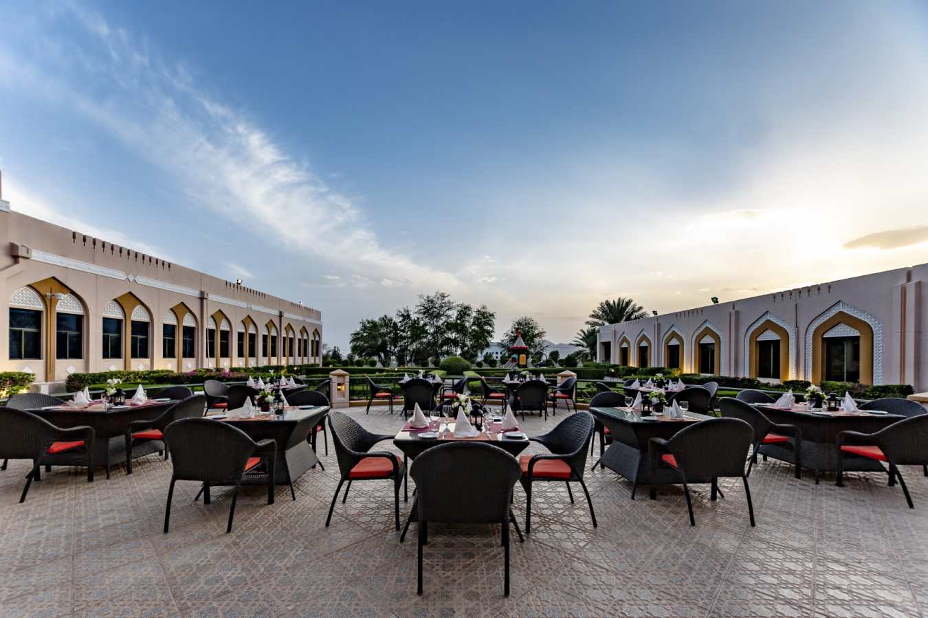Restaurant - Golden Tulip Nizwa