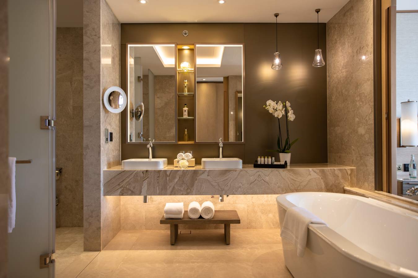 Executive One Bedroom Suite   - Bathroom 5 