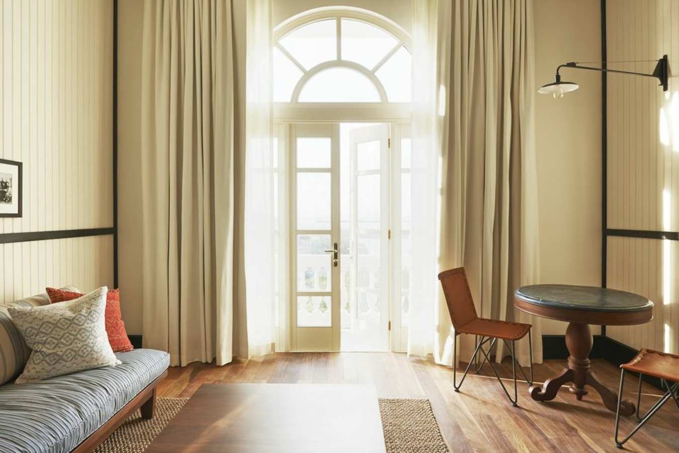 Airy interiors - American Trade Hotel