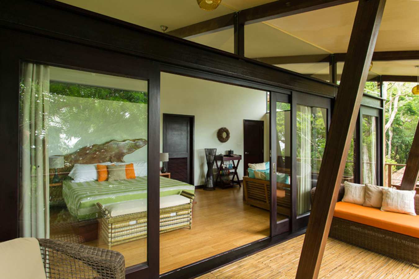 Ocean View Suite - Isla Palenque