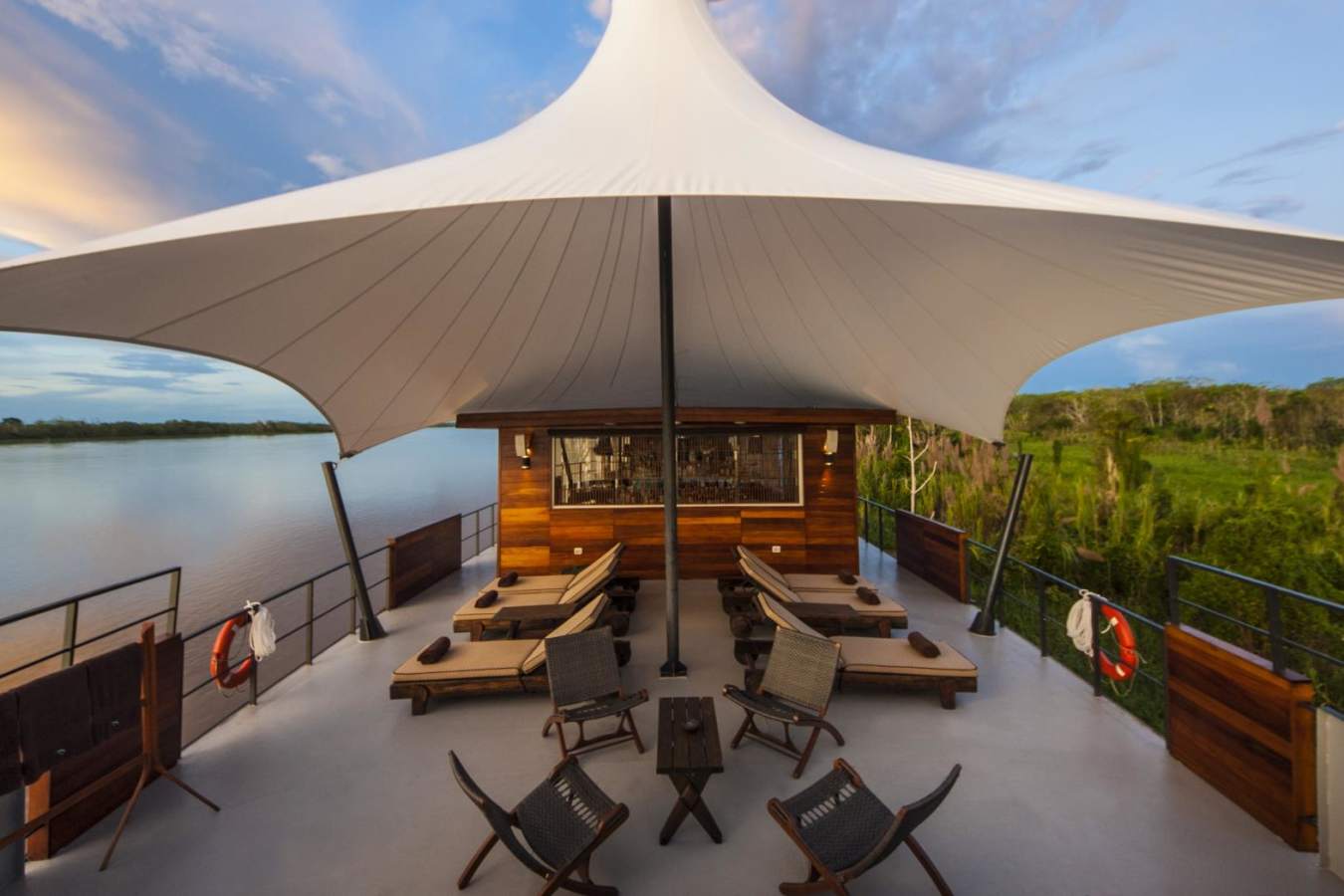 Outdoor Lounge