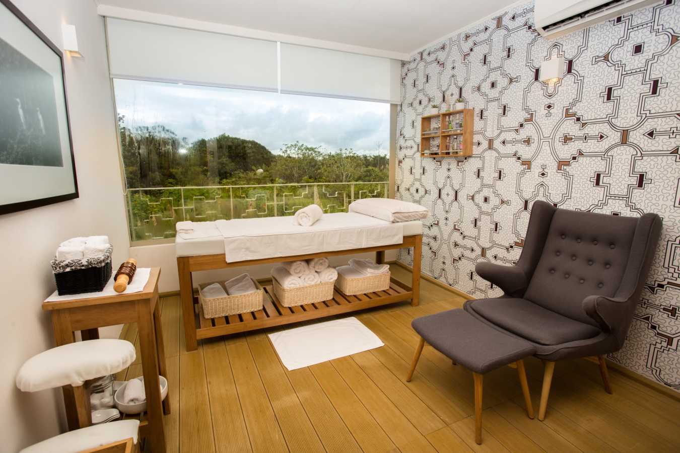 Spa treatment room - Delfin III