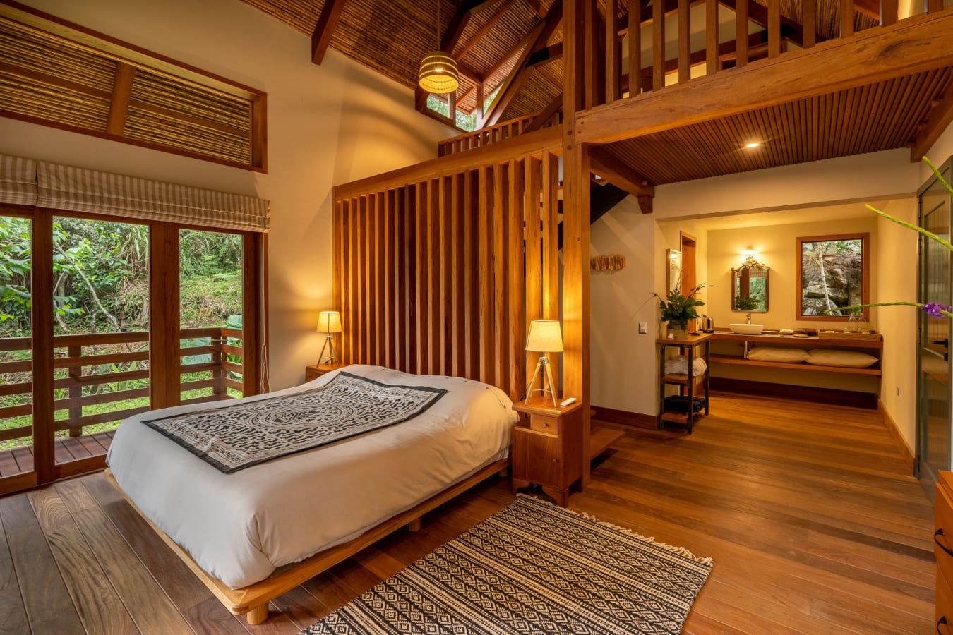  Cabin Bromelia 