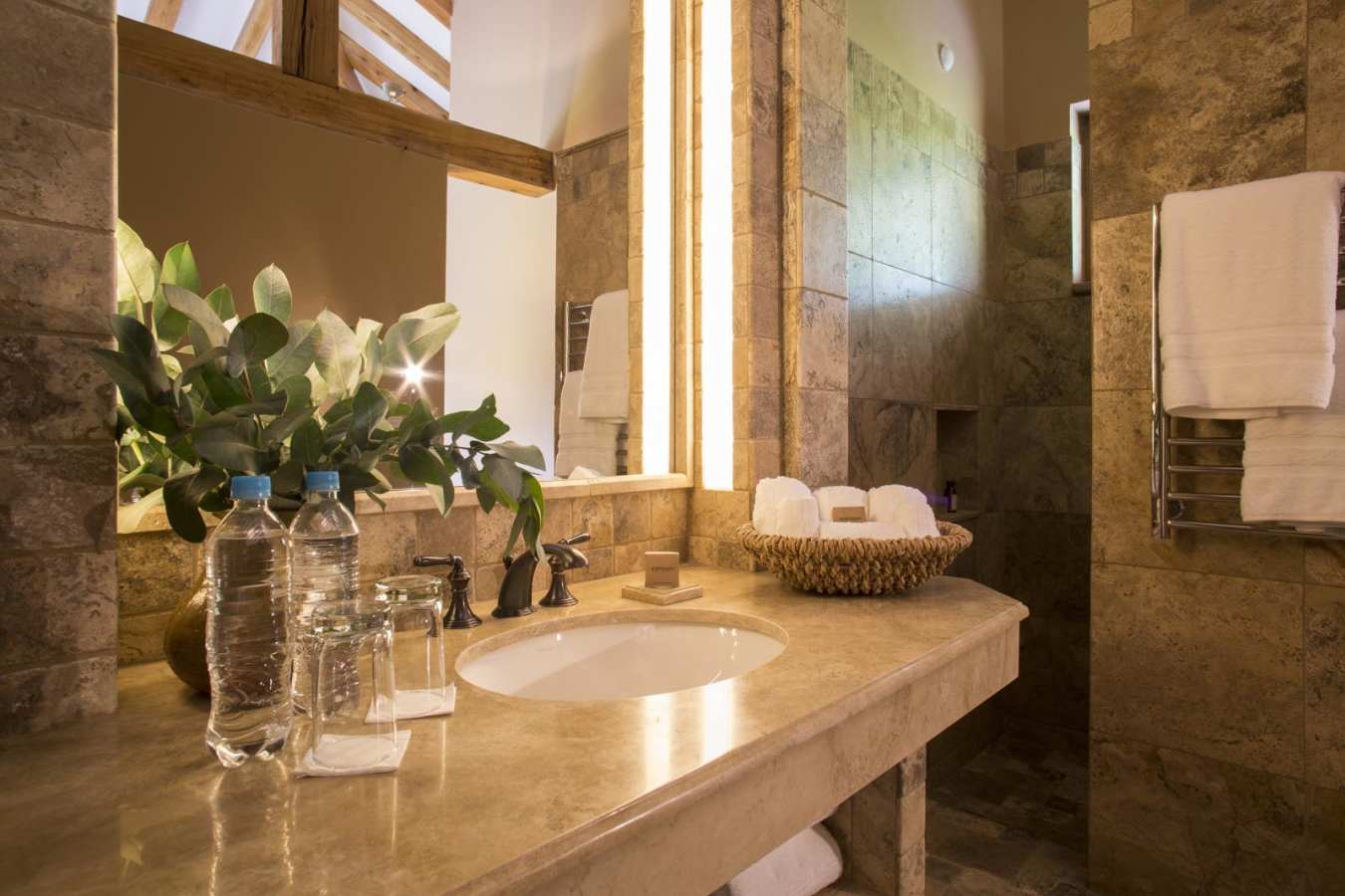 Bathroom  - Inkaterra Hacienda Urubamba