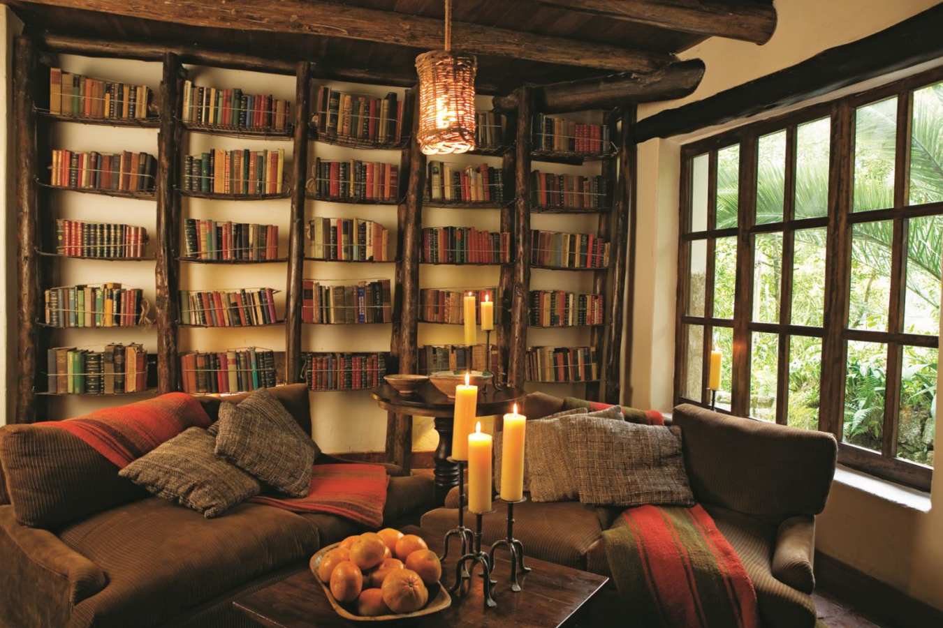 Library - Inkaterra Machu Picchu 