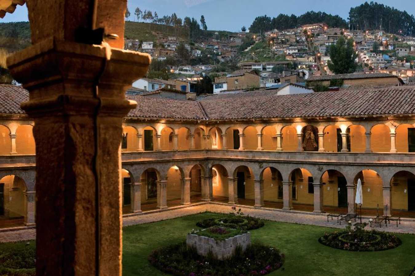 Central Courtyard - Hotel Monasterio