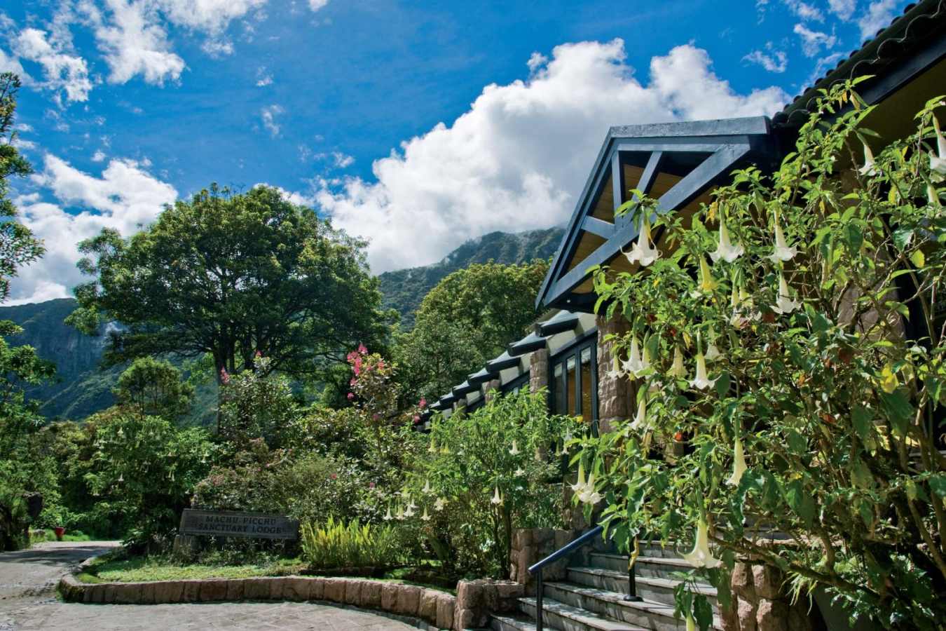 Exterior - Belmond Sanctuary Lodge