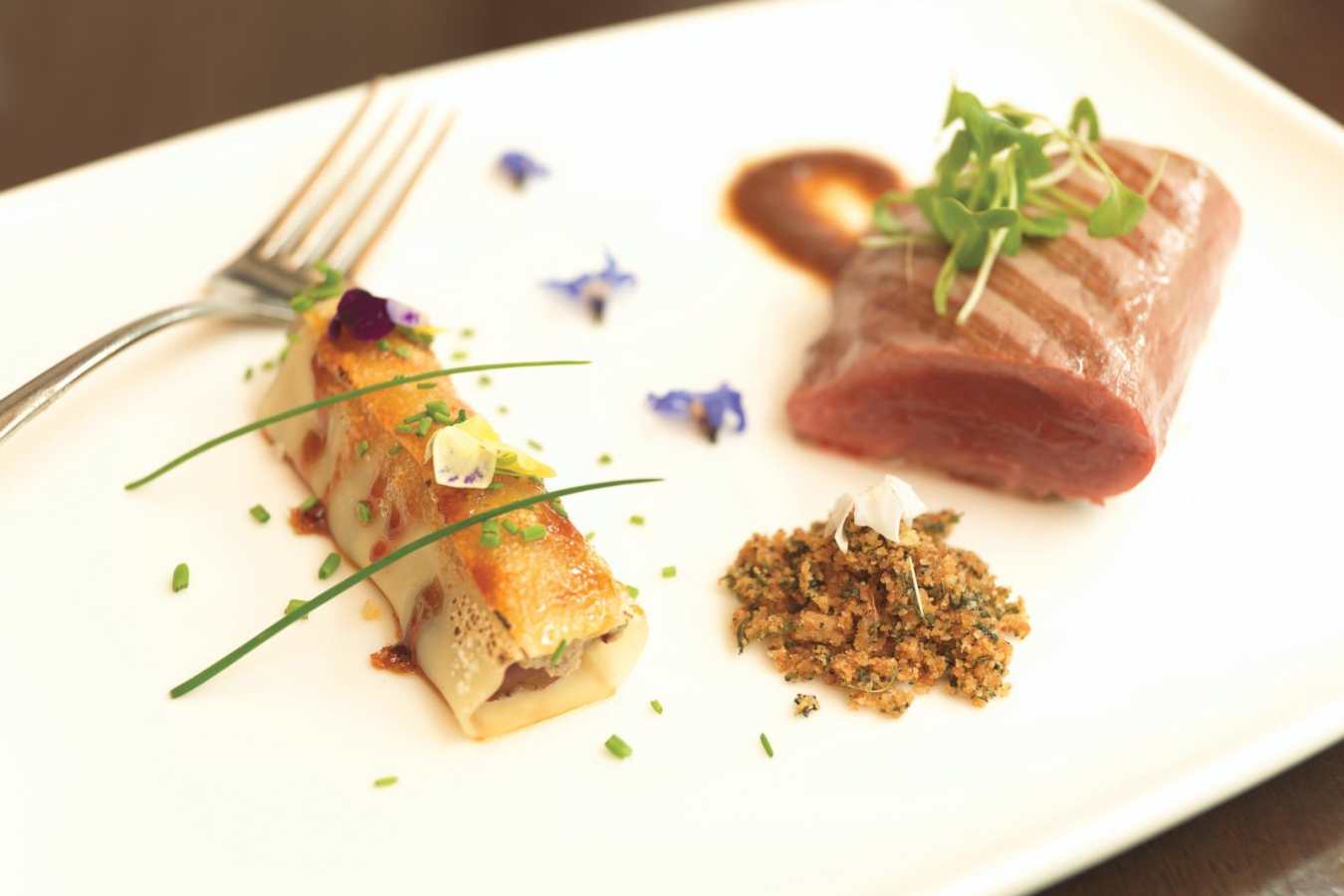 Fine dining - Belmond Sanctuary Lodge