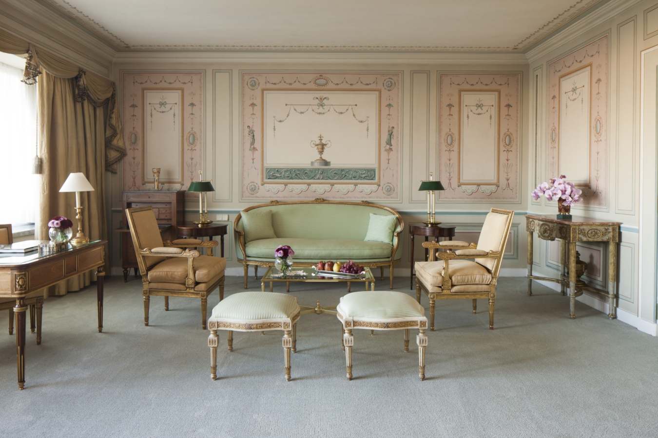 Suite living room - Four Seasons Hotel Ritz Lisbon