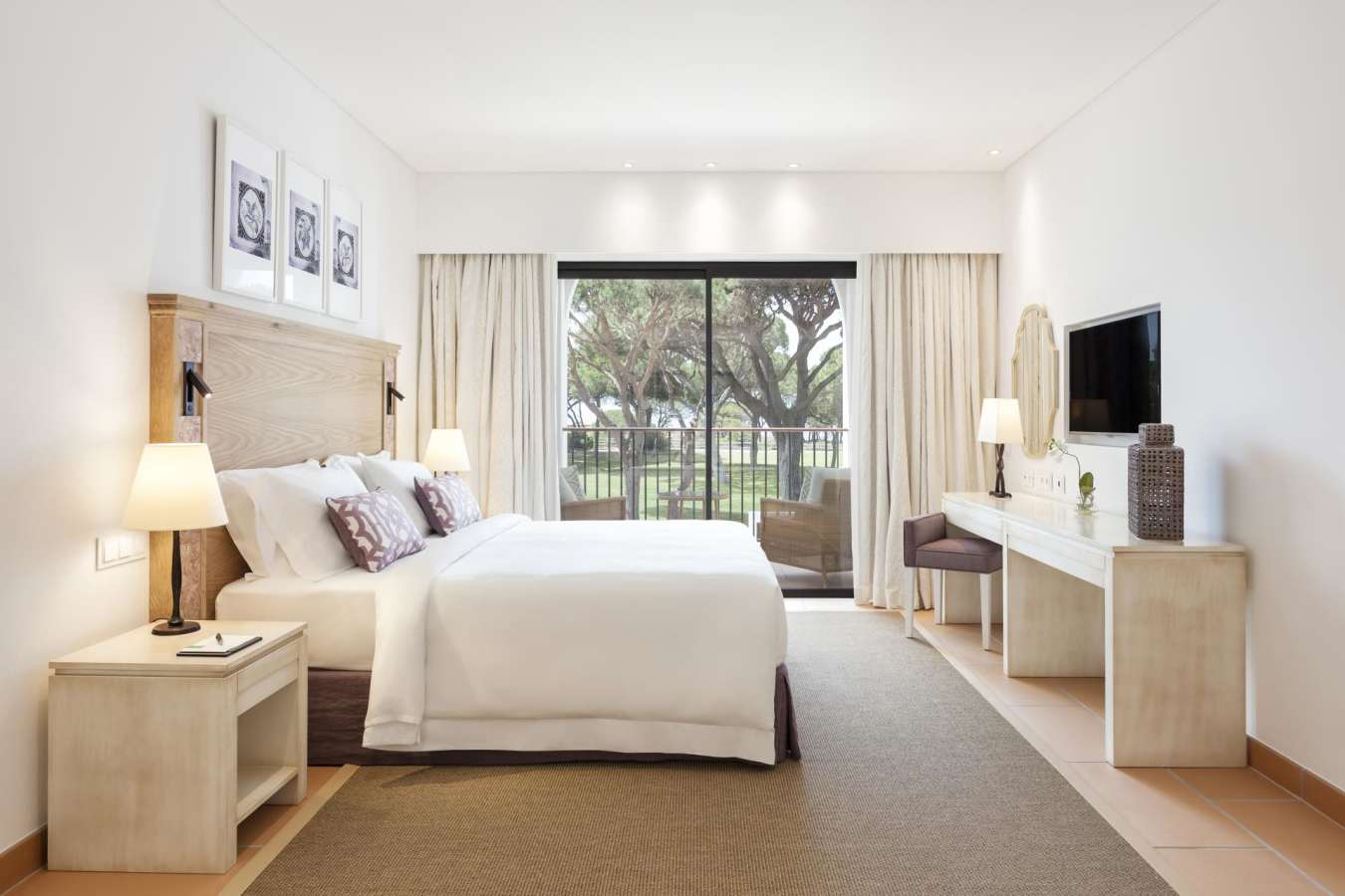 Two Bedroom Ocean Suite - Pine Cliffs