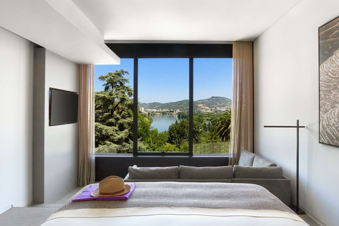 Quinta River room - Six Senses Douro Valley