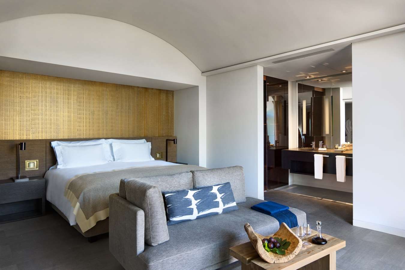Quinta River room with terrace - Six Senses Douro Valley