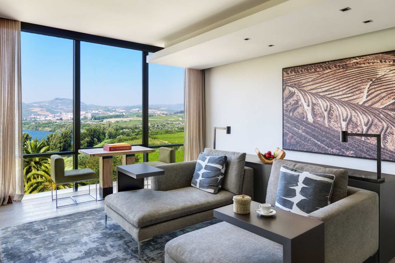 Quinta Panorama Suite living room - Six Senses Douro Valley