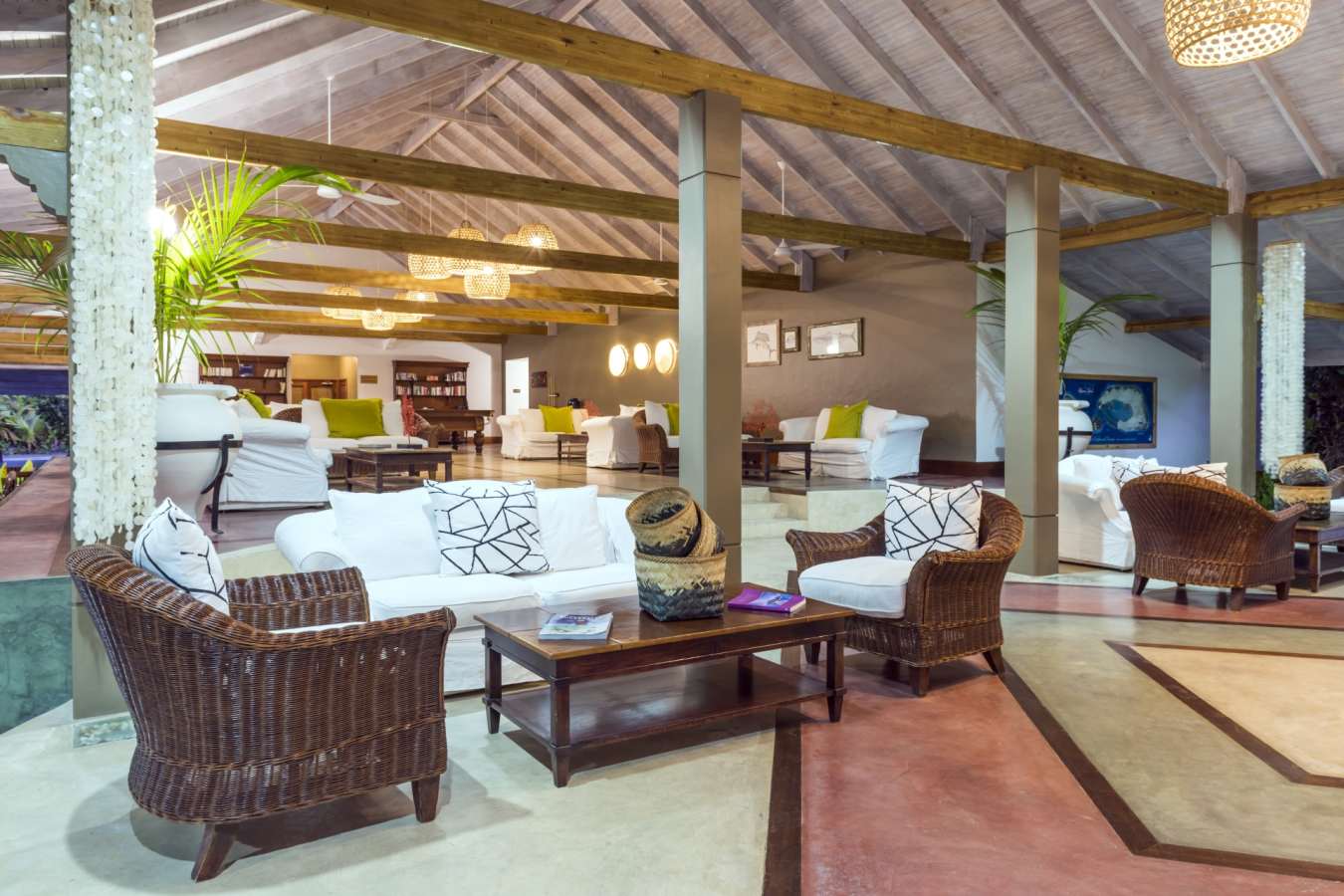 Reception - Alphonse Island