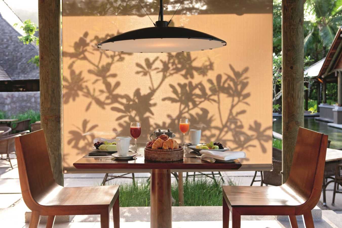Breakfast Dining - Constance Ephelia Resort