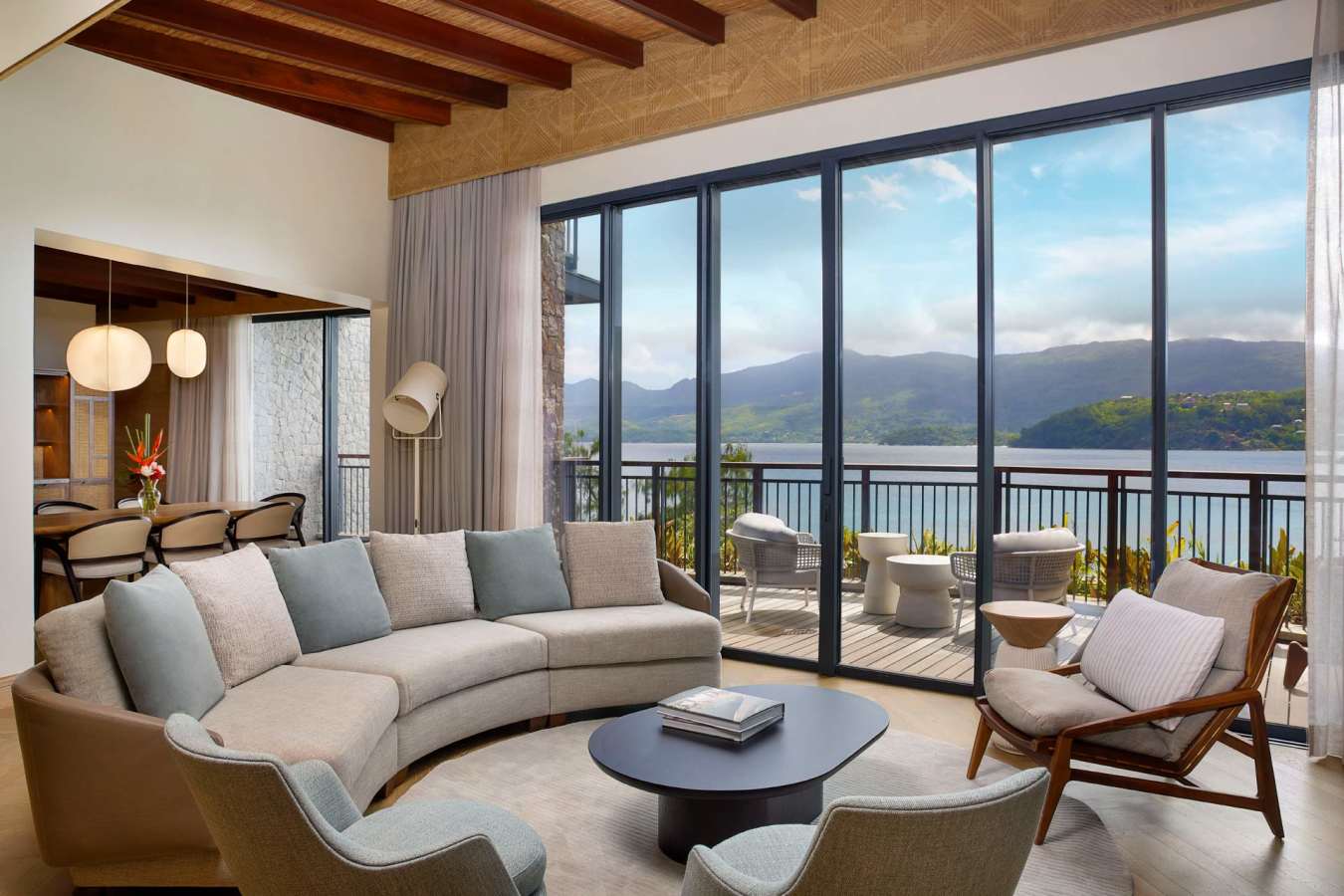 Mango House Lounge