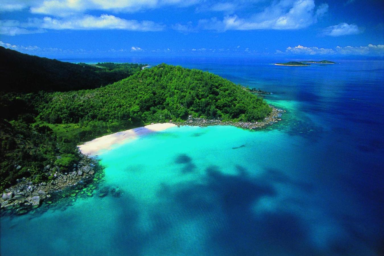 Lemuria Beach, Praslin