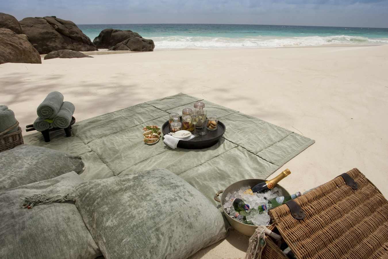 Champagne picnic on North Island