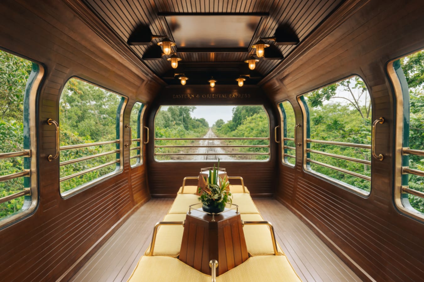 EO View at the Front 