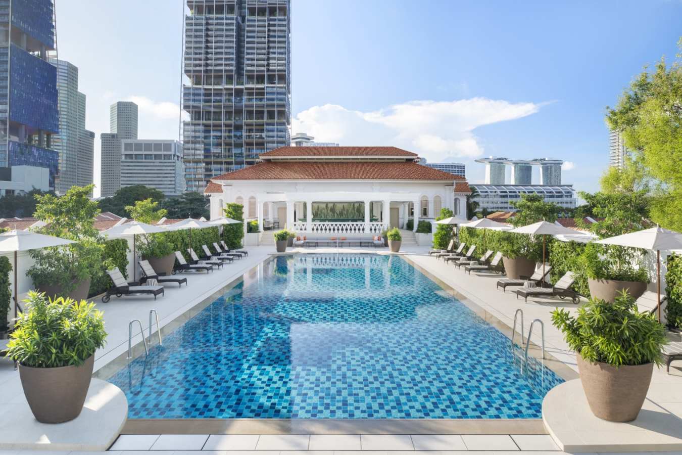 Swimming Pool - Raffles Hotel Singapore