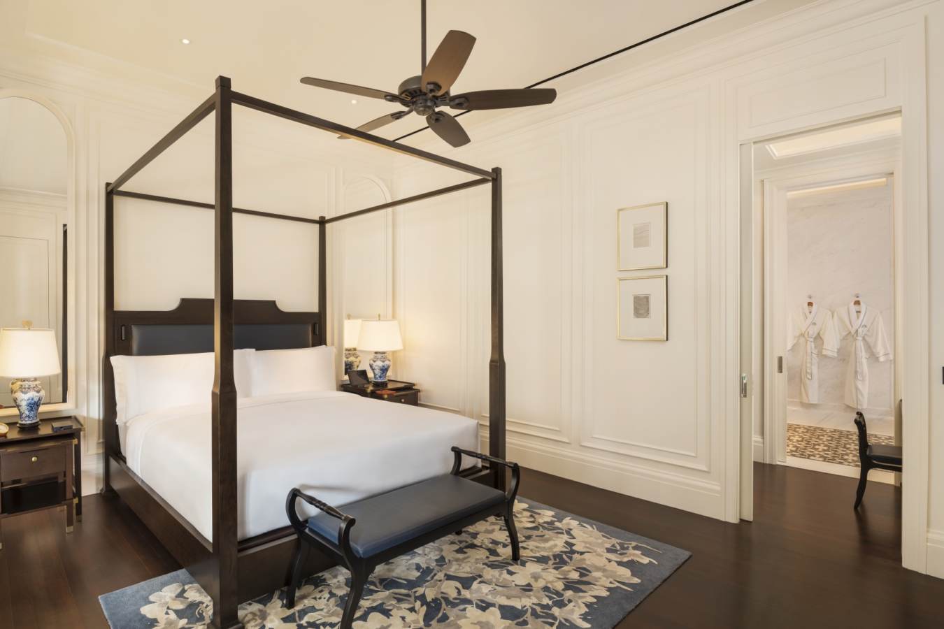 Residence Suite Bedroom - Raffles Hotel Singapore