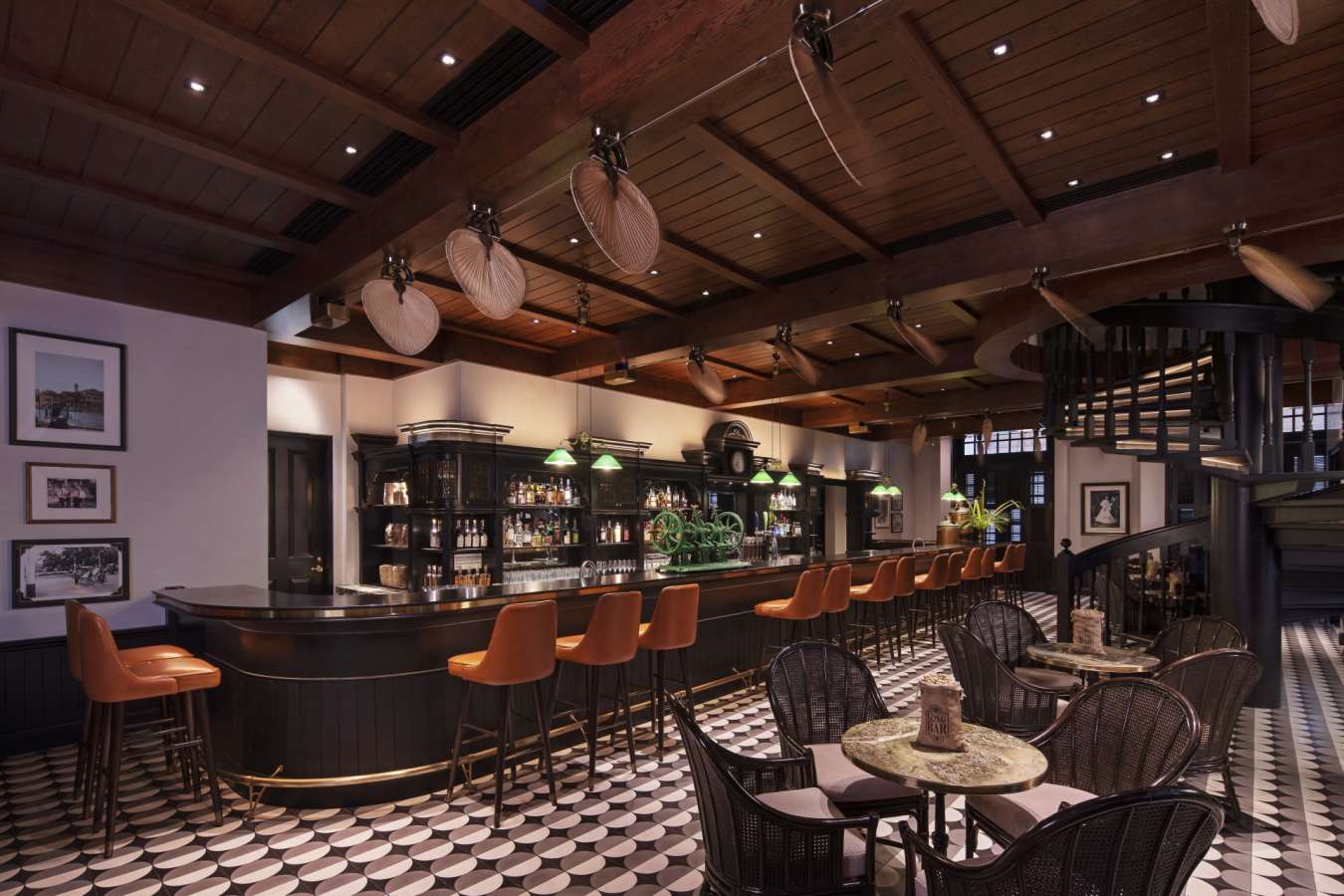 Long Bar - Raffles Hotel Singapore