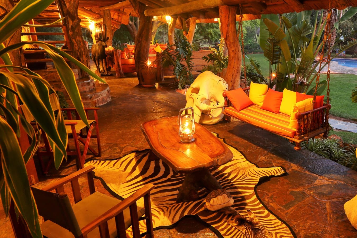 Suite outside
