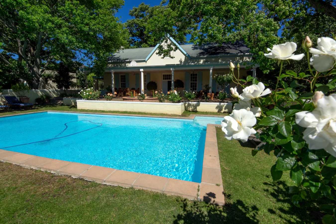 Self catering villa and pool - Auberge Clermont