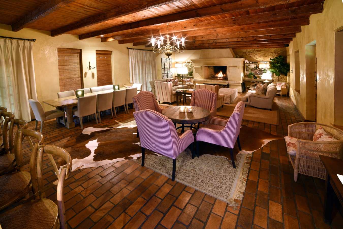 Lounge and dining area