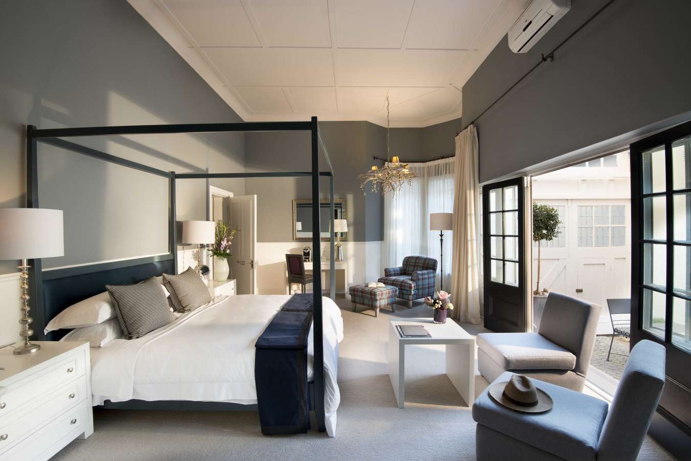 Luxury Room