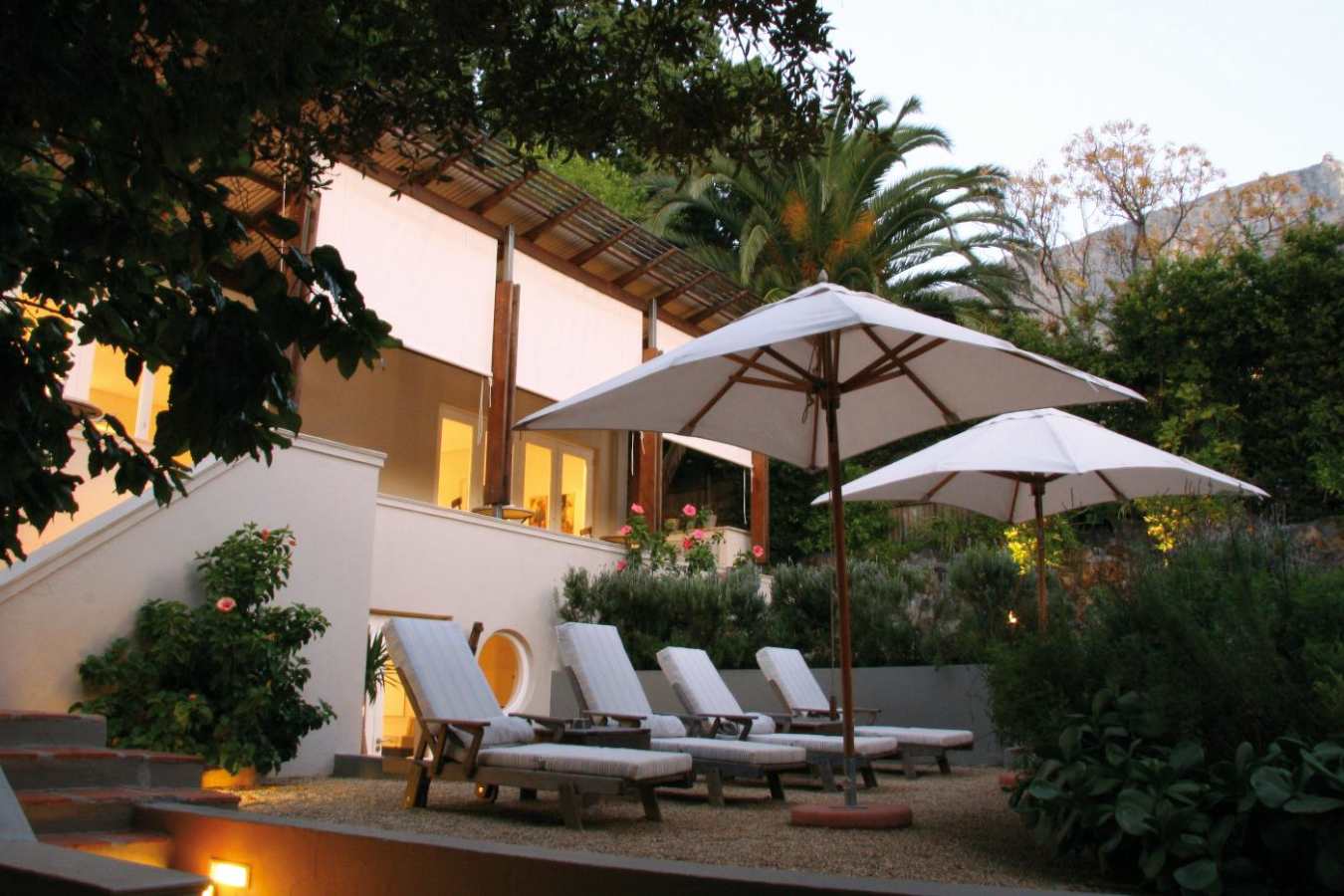 Sunbeds - Four Rosmead