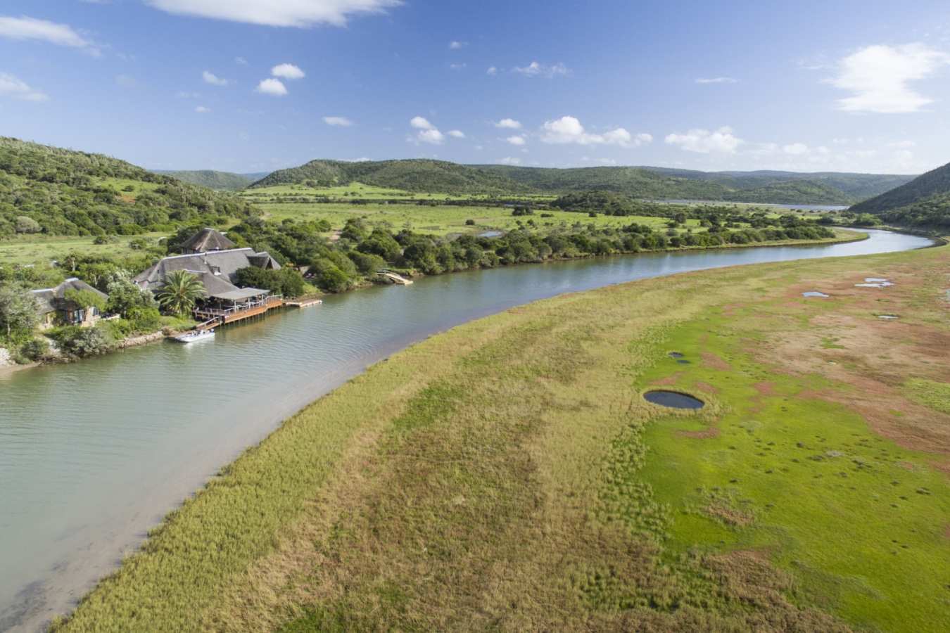 Lodge on riverfront - Kariega River Lodge
