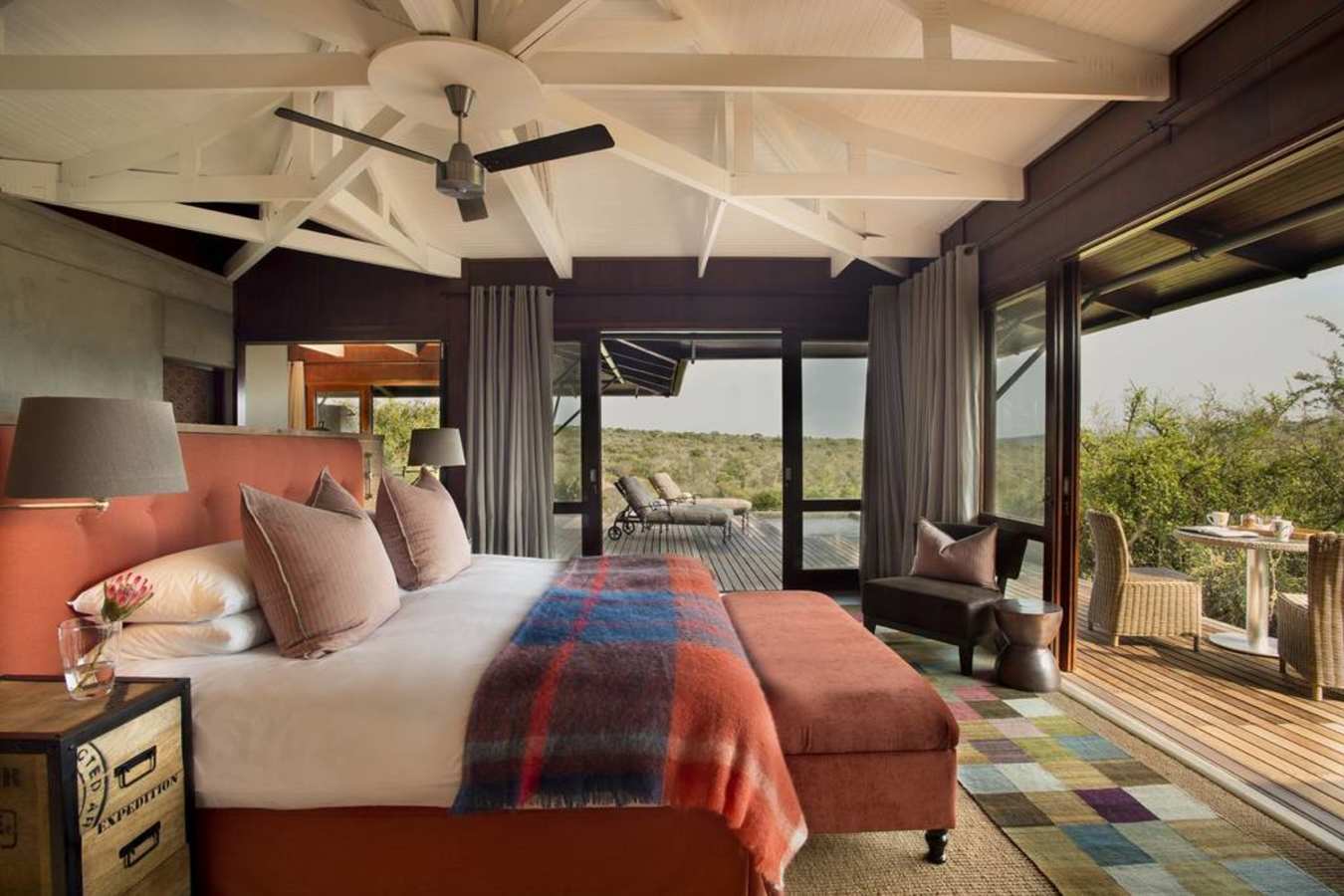 A red suite - Kwandwe Ecca Lodge