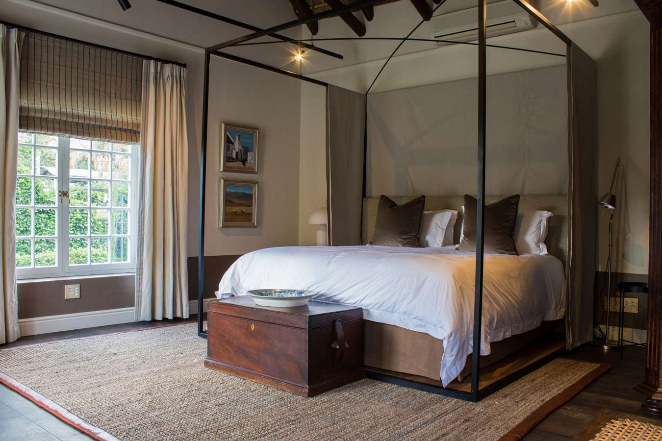 Bedroom - La Cle Country Lodge