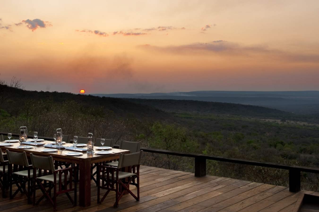Leobo Lodge dining area at sunset