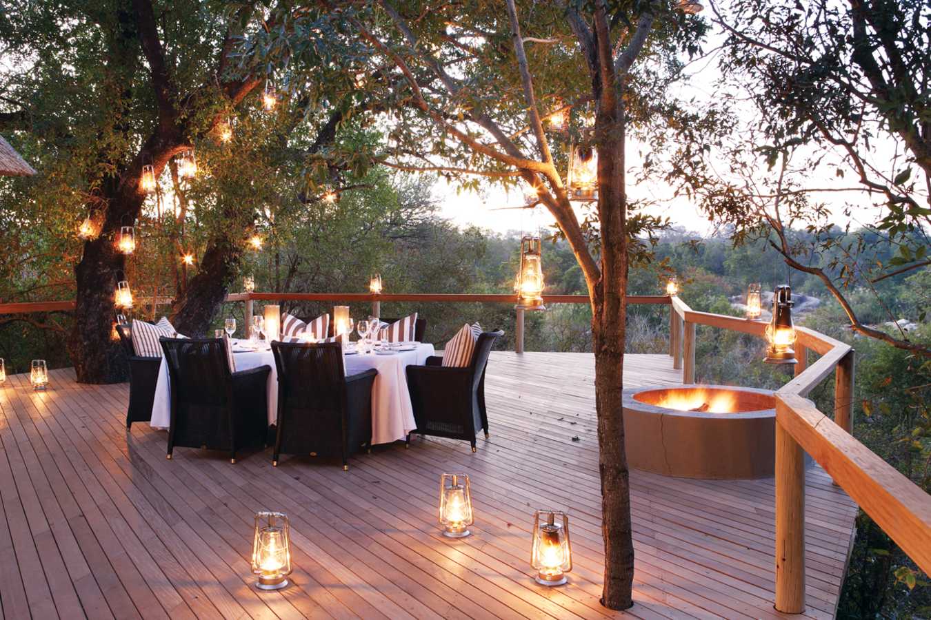 Pioneer Camp Boma Dinner - Londolozi Private Game Reserve